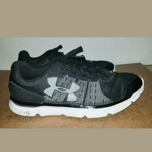 Mens Under Armour Black Micro G Size 12 Shoes